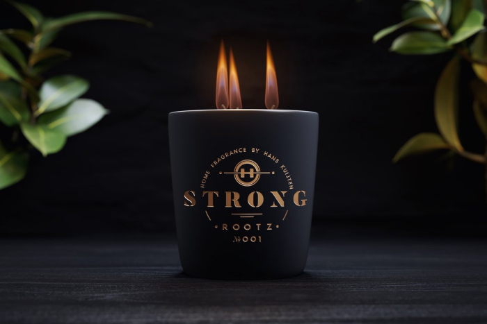 strong geurkaars No. 001 EYE OF LEMA